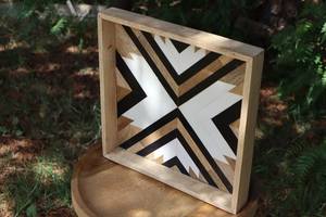 Plateau de service carré moderne en bois style Art déco avec motif végétal - Product Image 4