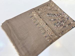 ผ้าคลุมไหล่แคชเมียร์ระดับพรีเมี่ยมพร้อมงานปัก sozni ที่ทำด้วยมือเหมาะสำหรับงานแต่งงานงานเลี้ยงและงานเฉลิมฉลองทางวัฒนธรรมแบบดั้งเดิม - Product Image 6