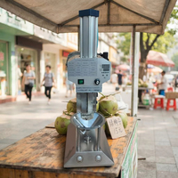Machine à éplucher, tailler et couper les jeunes coques de noix de coco en forme de diamant avec hachoir inférieur