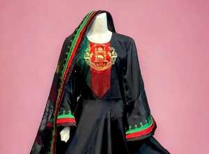 VENTE CHAUDE VÊTEMENTS POUR MARIAGE ET FÊTE ROBES AFGHANES pour FEMMES ROBE KUCHI AFGHAN DE QUALITÉ SUPÉRIEURE - Product Image 2