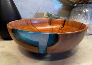 Plateaux et bols en résine époxy conçus pour une décoration festive de la maison et des repas élégants, et pour des cadeaux haut de gamme - Product Image 6