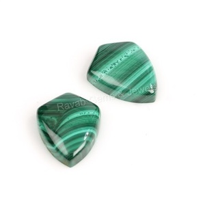 Haute qualité 12x16mm lisse Malachite Cabochon forme de bouclier naturel Flatback calibré pierre précieuse en vrac pour la fabrication de bijoux - Product Image 3