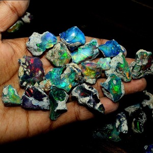 Opale noire de Welo éthiopienne, coupe ovale, changement de couleur, brute, naturelle, pour la fabrication de bijoux, pierres précieuses en vrac - Product Image 3