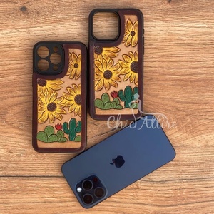 Funda de teléfono de cuero personalizada de cactus y girasol para iPhone, accesorios de vaquera, Funda de cuero genuino para iPhone 15 Pro Max - Product Image 1