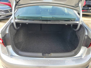 มือสอง2023 Volks-Wagen Jetta Sport - Product Image 4