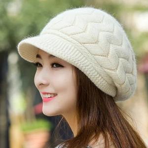 Casquette de style newsboy en laine 100% pour femmes, bonnet chaud en tricot torsadé pour l'hiver, vêtement décontracté en polaire - Product Image 6