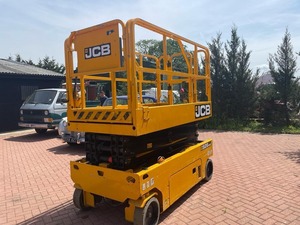 รถกระเช้าไฮดรอลิก JCB แบบขับเคลื่อนด้วยตัวเอง พร้อมล้อลากแบบพ่วง  พร้อมใบรับรองมาตรฐาน CE ประเภทลิฟท์ยกตัวเองแบบแท่นยก - Product Image 5