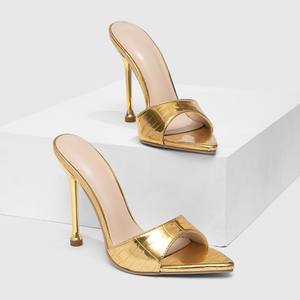 Nouvelles chaussures Mary Jane de style français printemps-été, ballerines rétro britanniques à semelle épaisse en cuir, chaussures à talons hauts élégantes et cool - Product Image 3