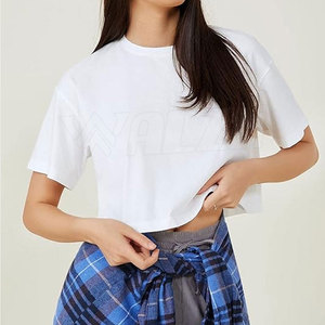 Vente en gros de top court avec impression de logo personnalisé pour femmes nouvel arrivage de haut court ras du cou pour femmes - Product Image 3