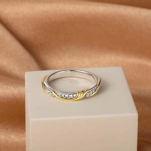 Bague de mariage géométrique bicolore en feuille d'or Jeulia - Bijoux fins certifiés IGI - Product Image 3
