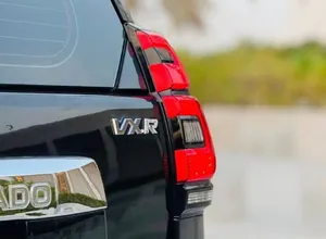 Mejor Oferta Prado VXR Top 2.7L en Perfecto Estado, Limpio, Excelente Condición, Listo para Exportación. Prado VXR Top 2.7L 4WD, Volante a la Izquierda, Automático - Product Image 4
