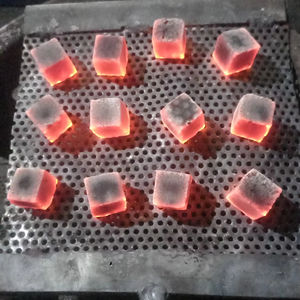 Obtenez la valeur maximale avec du charbon de coco, parfait pour le chicha et le barbecue, charbon actif - Product Image 1