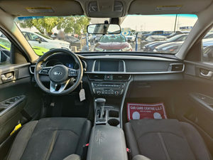 Voiture d'<span class=keywords><strong>occasion</strong></span> classique abordable <span class=keywords><strong>KIA</strong></span> <span class=keywords><strong>OPTIMA</strong></span> SEDAN 2.4L V4 GRIS 2019, prête à être expédiée dans le monde entier - Product Image 3