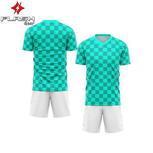 Nouvelle arrivée Logo de l'équipe de football personnalisé transfert de chaleur vêtements personnalisés t-shirt haute qualité coton vêtements confortables - Product Image 3