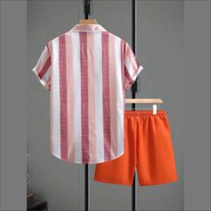 Streetwear d'été personnalisé pour hommes, t-shirt à manches courtes Boxy Graphic, tenue deux pièces respirante et respirante avec ensemble de shorts - Product Image 2