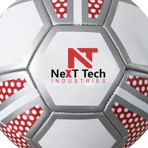 Tech Industries Ballon d'entraînement de football Matériau PU à des fins d'entraînement avec un design personnalisé et un logo personnalisé - Product Image 2