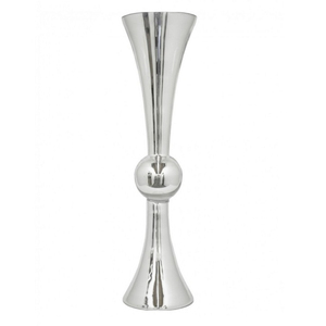 Vase à fleurs en métal creux fait à la main en argent avec une finition élégante, parfait pour le salon et la décoration de réception de mariage - Product Image 6