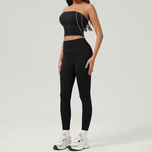 YIYI Ensemble <span class=keywords><strong>de</strong></span> yoga 2 pièces color block pour <span class=keywords><strong>femme</strong></span>, comprenant un haut bustier sans bretelles et une <span class=keywords><strong>tenue</strong></span> <span class=keywords><strong>de</strong></span> sport taille haute avec rembourrage pour le fessier - Product Image 6