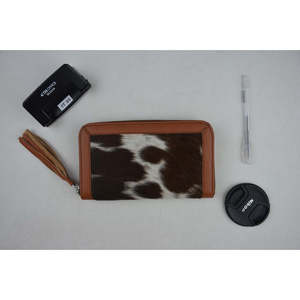 LAXURA Small Cowhide Leather Ladies <b>Wallet</b>/Clutch Cute Anti-Theft <b>Fold</b> Closure Zipper Cover Letter Decoration Polyester Lining - Product Image 1