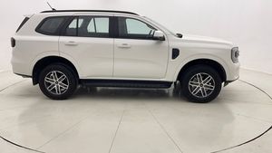Ford Everest 2024 XLS - Product Image 4