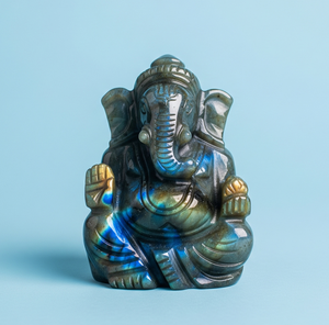 รูปปั้นพระพิฆเนศแกะสลักด้วยมือของขวัญธุรกิจลาบราดอไรต์คริสตัลบำบัดกึ่งมีค่าจากอินเดีย - Product Image 3