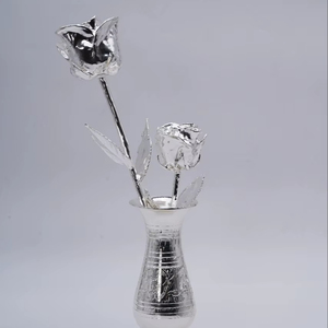 Jarrón de mesa de plata de primera calidad con flores de Halloween secas y preservadas, ecológico, hecho a mano para el Día del Padre y pedidos a granel - Product Image 1