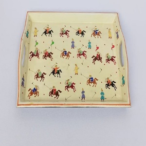 Bandejas maché de papel hechas a medida con intrincados patrones pintados a mano ideales para tiendas de decoración del hogar ideal para reventa - Product Image 1