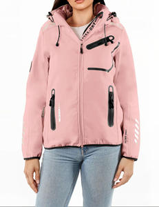 Veste Softshell respirante à capuche, coupe décontractée, pour femme, vêtements d'hiver Indemand, durable, légère, vêtements de froid pour femme - Product Image 6