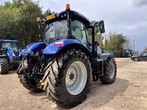 2024 T7.225/Meilleur 4X4 150HP tracteur agricole Holland TM150 neuf et d'occasion disponible - Product Image 3