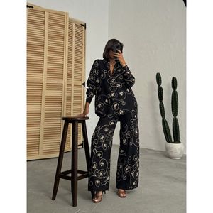 เสื้อผู้หญิงปักลายสวยหรูและเสื้อเชิ้ตปักลายสง่างาม - Product Image 2