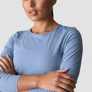 Design à la mode T-shirt en polyester à manches longues et col rond pour femmes T-shirt léger et respirant pour femmes idéal pour toutes les saisons - Product Image 5