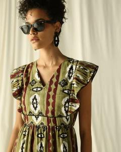 Robe en coton indien fait à la main pour femme Cadeau de mariage personnalisé élégant pour voyage bureau ou été conçu pour elle - Product Image 4