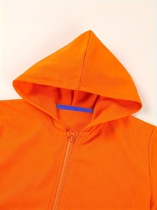Sudadera con Capucha Naranja para Hombre, Corte Regular, Color Sólido, Informal, de Punto, con Bolsillos, para Otoño, Bordada y Personalizada - Product Image 5