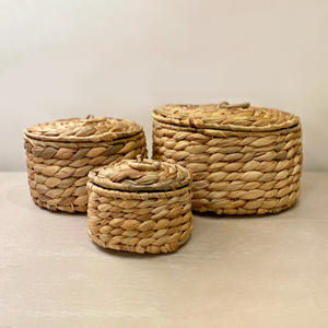 Cajas de Jacinto de Agua Naturales, Caja de Paja Sostenible de Bajo Costo para Almacenar Artículos Esenciales - Product Image 1