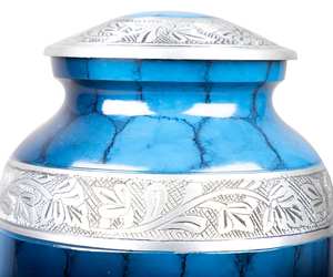 โกศเพลิงศพคลาสสิกชั้นนําสําหรับเถ้ามนุษย์ที่เป็นของแข็งนกพิราบที่มีความสงบสําหรับผู้ใหญ่โกศโลหะที่ทําด้วยมือ - Product Image 5