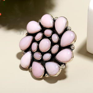 Bague réglable en argent sterling faite à la main avec une pierre précieuse opale rose ovale taillée en pierre naturelle serti de lunette pour les mariages et les fêtes - Product Image 3