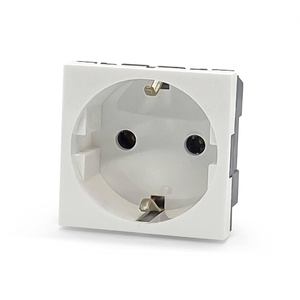 Multi-Support Single Socket <span class=keywords><strong>Mosaic</strong></span> LEG 77210 - German Std - 2P + E sans volets blancs - Product Image 1