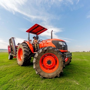 Tractor agrícola duradero Kubota genuino 4WD Tractor agrícola de alta calidad con un potente motor diésel disponible para la venta - Product Image 5