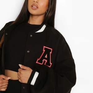 2025 elegantes chaquetas con letras universitarias Vintage para mujer con cuello levantado de algodón de punto al mejor precio ropa de calle - Product Image 3