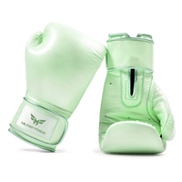 Gants de boxe en cuir véritable de la meilleure qualité gants de boxe avec logo personnalisé en gros gants de boxe pour hommes et femmes