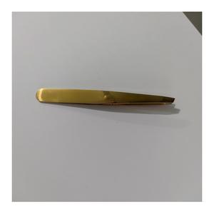 Pinzas para cejas inclinadas Acero inoxidable de grado médico de alta calidad Hecho con titanio permanente Color dorado - Product Image 2