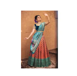 Abbigliamento tradizionale indiano Kanjiveram Silk Half Lehenga Saree per donna disponibile a prezzo di esportazione dall'india