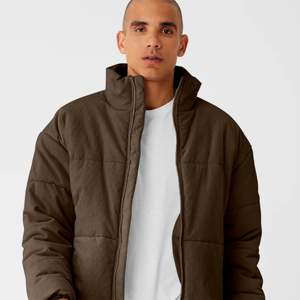 Chaqueta acolchada a la moda para hombre, abrigo de invierno ligero, aislado y resistente al agua para uso informal y al aire libre - Product Image 5