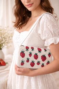 Sac à main à bandoulière personnalisé avec visage de tigre en perles, sac à bandoulière en perles pour femmes, pour les jours de match et les rendez-vous décontractés - Product Image 2