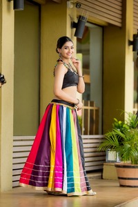 Dernière tenue de créateur Style moderne Top qualité à la mode pur coton Lehenga Choli Gota avec dentelle travail femme mode à vendre - Product Image 3