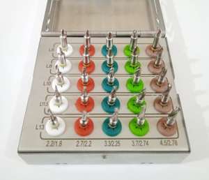 Kit de 25 Piezas de Brocas Cónicas para Implantes Dentales con Topes, Instrumentos Manuales de Acero Inoxidable, Certificación de Seguridad MOL para Implantología - Product Image 3