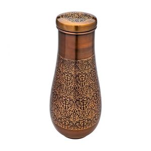 Botella de cobre natural de diseño moderno martillado Pátina verde acabado mate agua potable directa sostenible vasos de plástico - Product Image 2