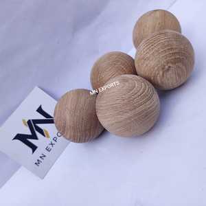 Boules en bois de noyer noir massif, vente chaude, acceptent le polissage personnalisé, lisses, décoration intérieure - Product Image 1