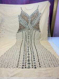 Panneau frontal de robe de soirée perlée personnalisée - Product Image 2