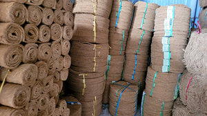 Disque de coco de qualité supérieure: 100% naturel, écologique pour le paillage, directement exporté des premiers fournisseurs vietnamiens - Product Image 2